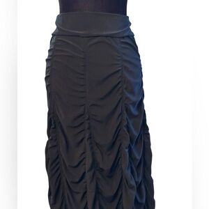 Elegant Black Ruched Skirt
